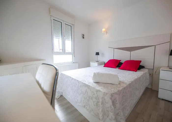 Cerca De La Playa Apartment